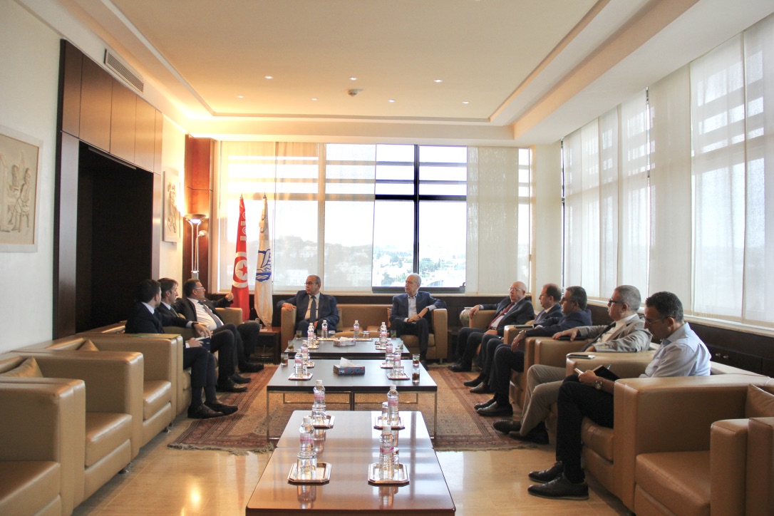 رئيس الاتحاد يستقبل وفدا من المجلس الدولي للزيتون